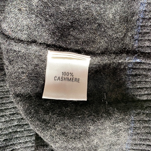 Cashmere Father & Sons V-neck - Picture 4 of 4